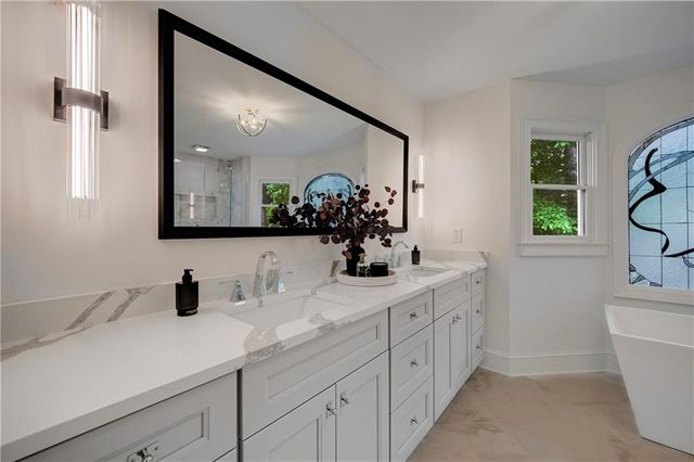 2352 Brittany Lane, Marietta, GA 30062