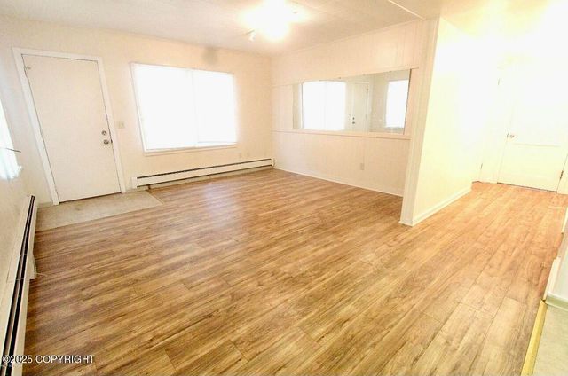 1102 W 29th Avenue, Anchorage, AK 99503
