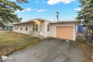 1102 W 29th Avenue, Anchorage, AK 99503