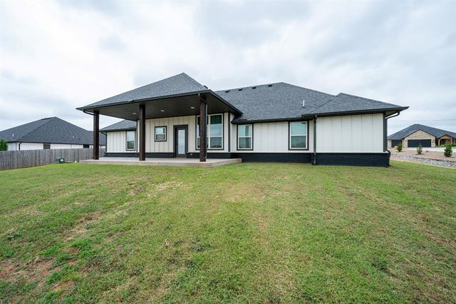 1419 County Street 2977, Blanchard, OK 73010