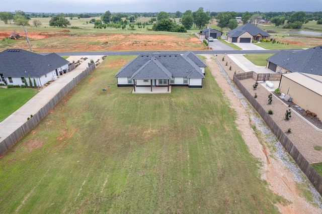 1419 County Street 2977, Blanchard, OK 73010