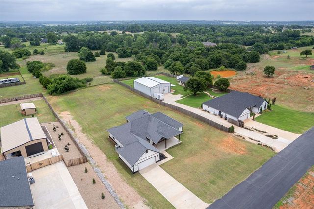 1419 County Street 2977, Blanchard, OK 73010
