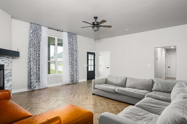1419 County Street 2977, Blanchard, OK 73010
