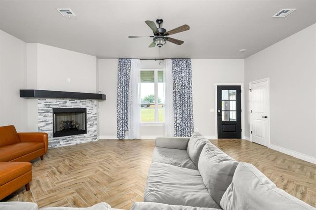 1419 County Street 2977, Blanchard, OK 73010