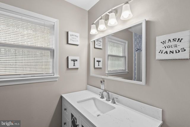 151 AUTUMN CT, Huntingtown, MD 20639