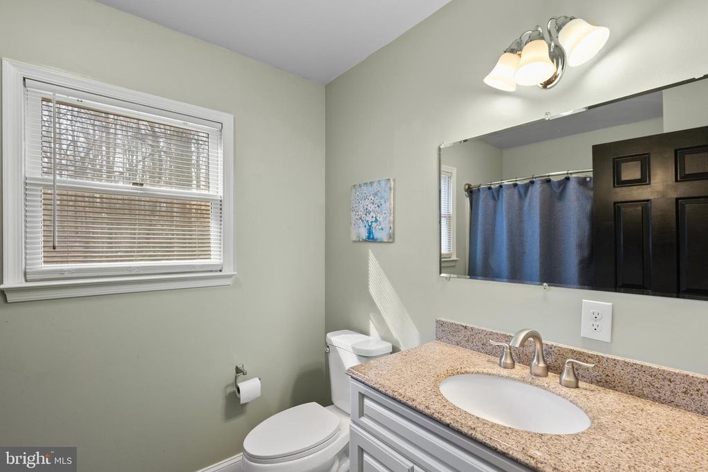 Image 36 of property listing at 151 AUTUMN CT, Huntingtown, MD 20639