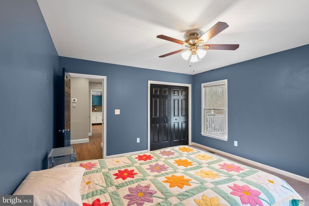 Image 40 of property listing at 151 AUTUMN CT, Huntingtown, MD 20639