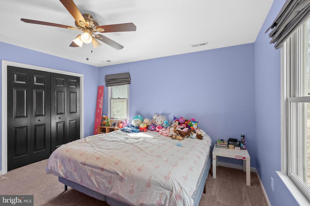 Image 51 of property listing at 151 AUTUMN CT, Huntingtown, MD 20639