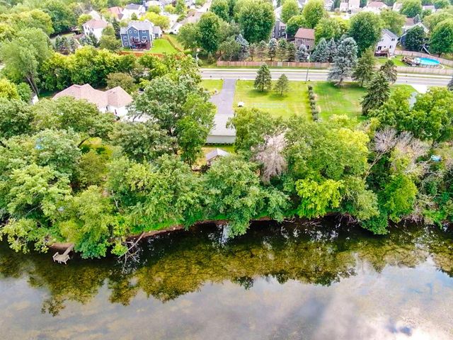 8275 College Trail, Inver Grove Heights, MN 55076