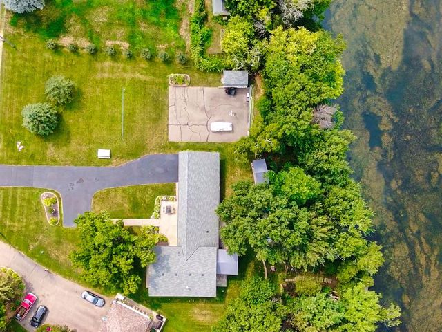 8275 College Trail, Inver Grove Heights, MN 55076