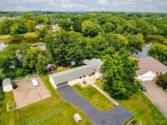 8275 College Trail, Inver Grove Heights, MN 55076
