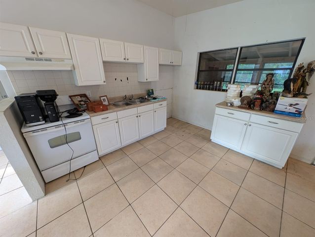 765 GREENWAY PLACE, Daytona Beach, FL 32114