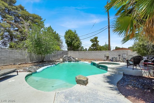 5008 Donnie Avenue, Las Vegas, NV 89130