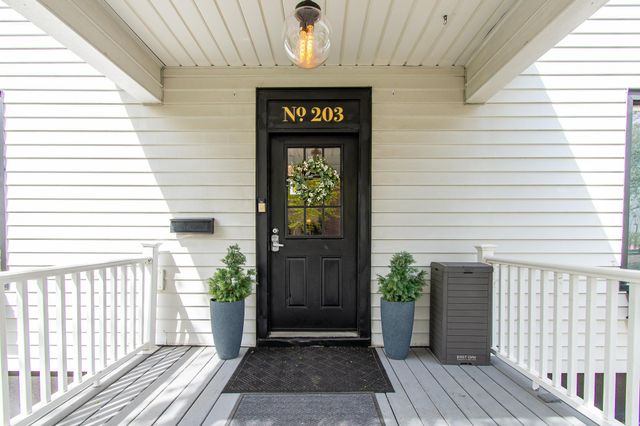 203 7th Street S, Moorhead, MN 56560