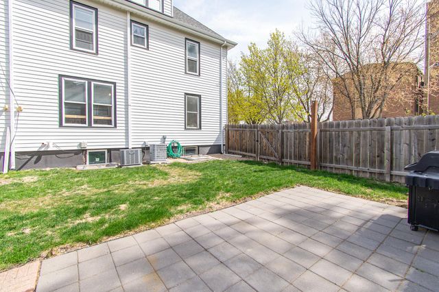 203 7th Street S, Moorhead, MN 56560