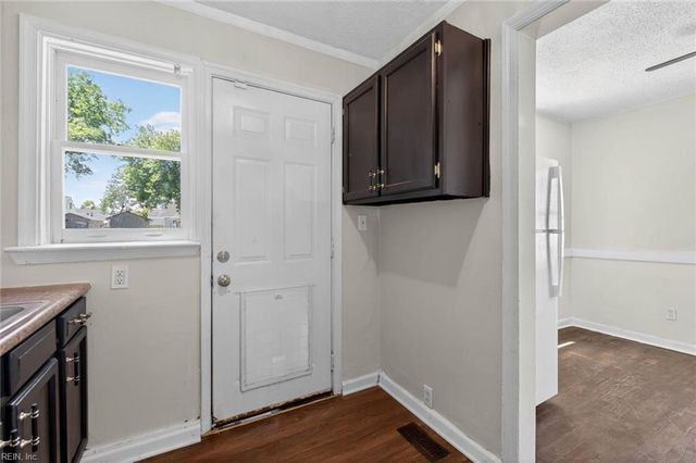 101 Wyoming AVE, Portsmouth, VA 23701