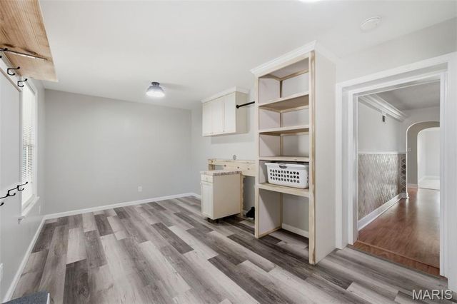 1800 Patterson Road, Florissant, MO 63031