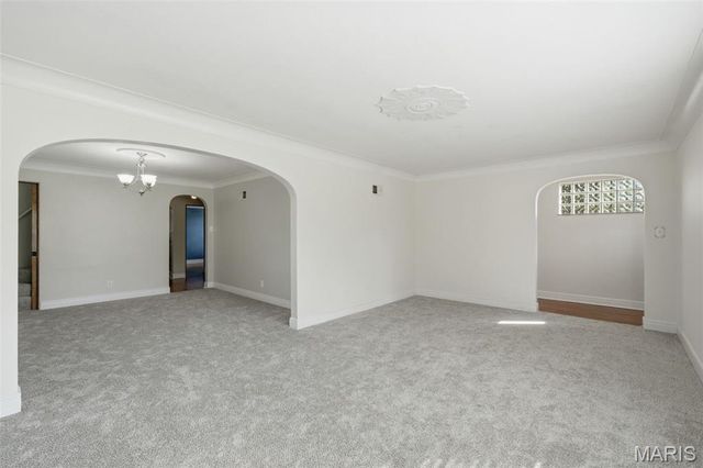 1800 Patterson Road, Florissant, MO 63031