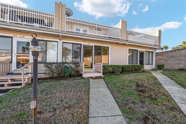 11001 SE SUNSET HARBOR ROAD D18, Summerfield, FL 34491