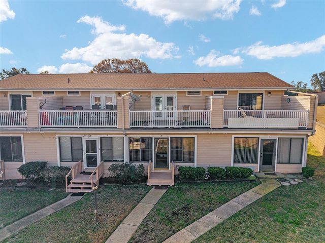 11001 SE SUNSET HARBOR ROAD D18, Summerfield, FL 34491