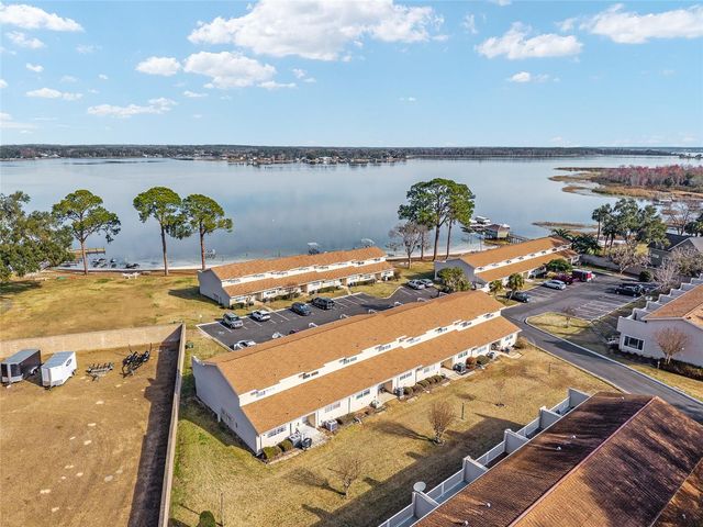 11001 SE SUNSET HARBOR ROAD D18, Summerfield, FL 34491