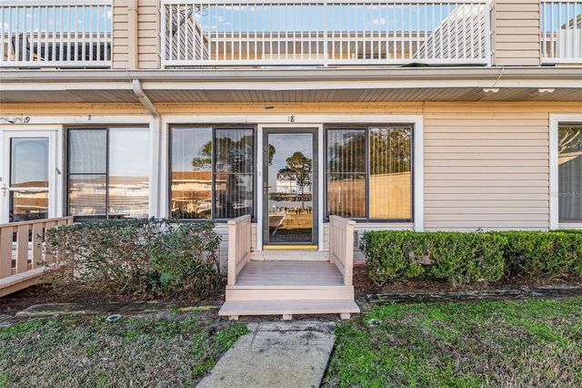 11001 SE SUNSET HARBOR ROAD D18, Summerfield, FL 34491