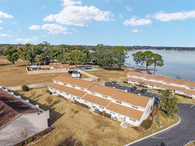 11001 SE SUNSET HARBOR ROAD D18, Summerfield, FL 34491