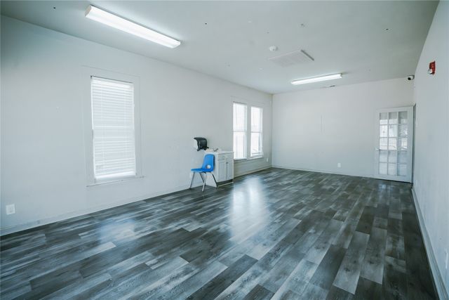 3121 Forest Avenue, Fort Worth, TX 76112