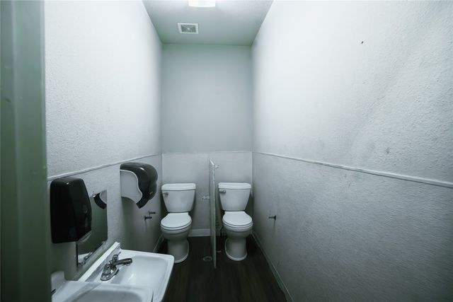 3121 Forest Avenue, Fort Worth, TX 76112