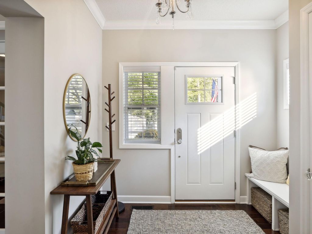 5209 W 48th Street, Edina, MN 55436 — photo 2
