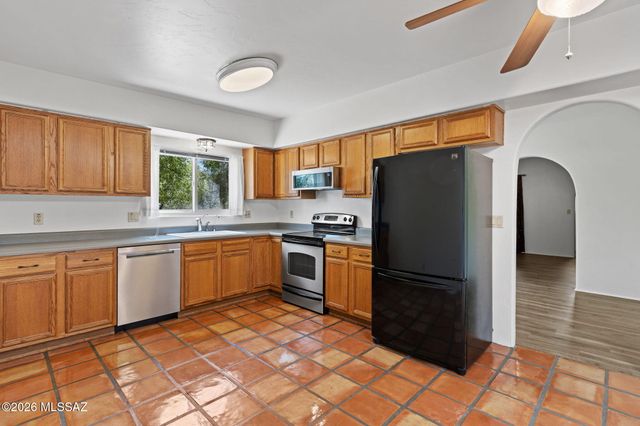 3609 W Ironwood Meadows Place, Tucson, AZ 85742
