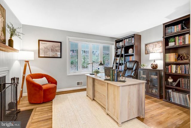 5105 COLERIDGE DR, Fairfax, VA 22032