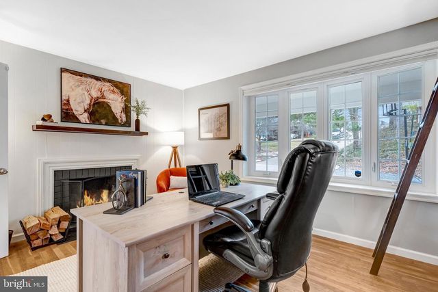 5105 COLERIDGE DR, Fairfax, VA 22032