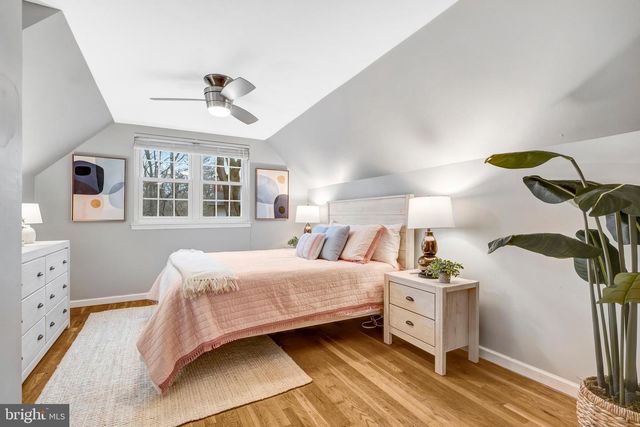 5105 COLERIDGE DR, Fairfax, VA 22032