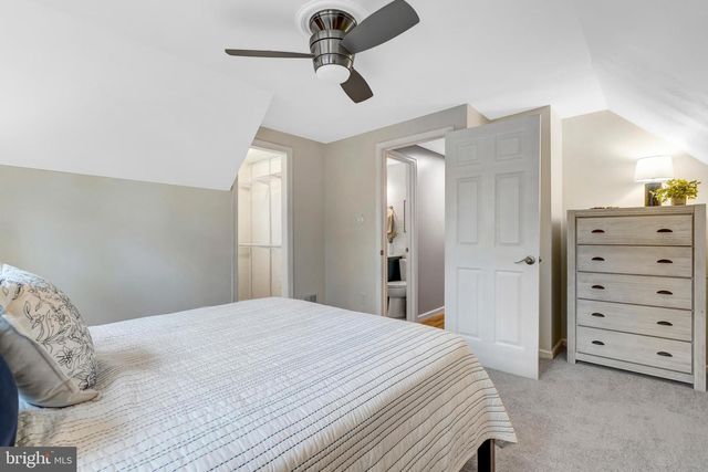 5105 COLERIDGE DR, Fairfax, VA 22032