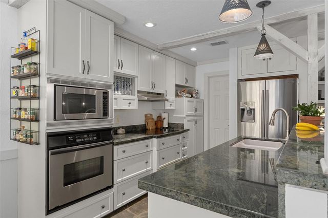 4210 W HORSESHOE DRIVE, Beverly Hills, FL 34465