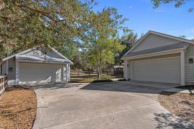 4210 W HORSESHOE DRIVE, Beverly Hills, FL 34465