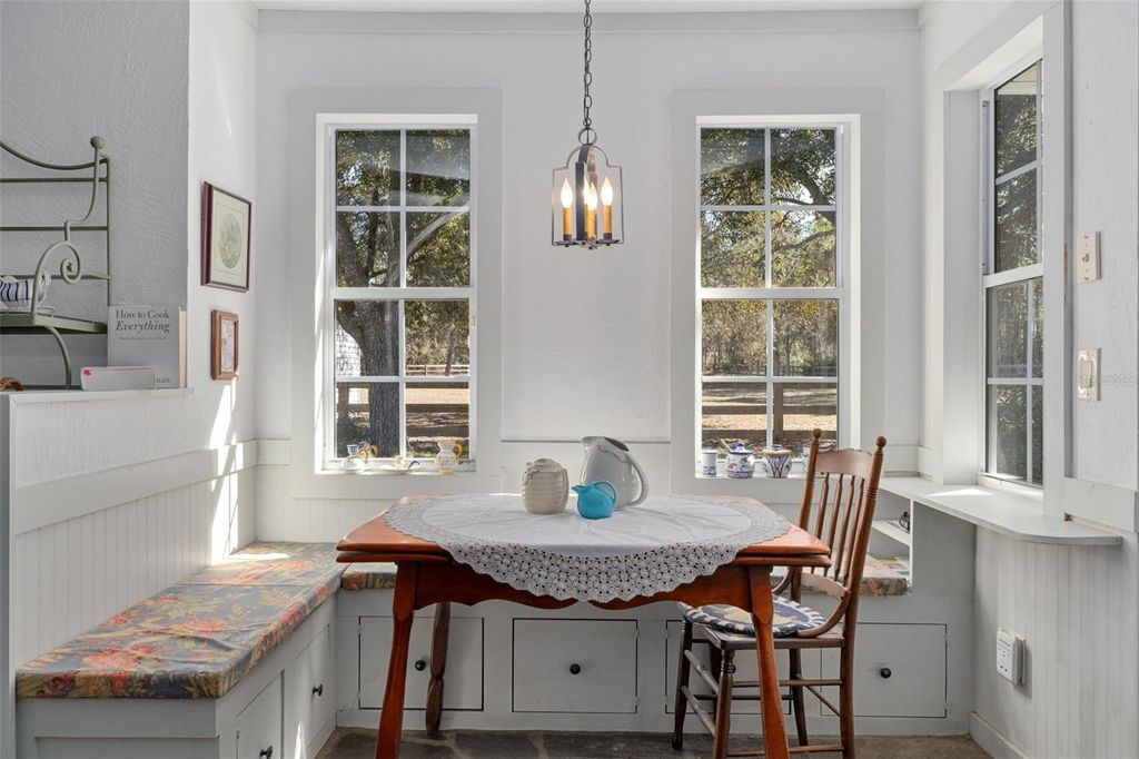 Image 17 of property listing at 4210 W HORSESHOE DRIVE, Beverly Hills, FL 34465