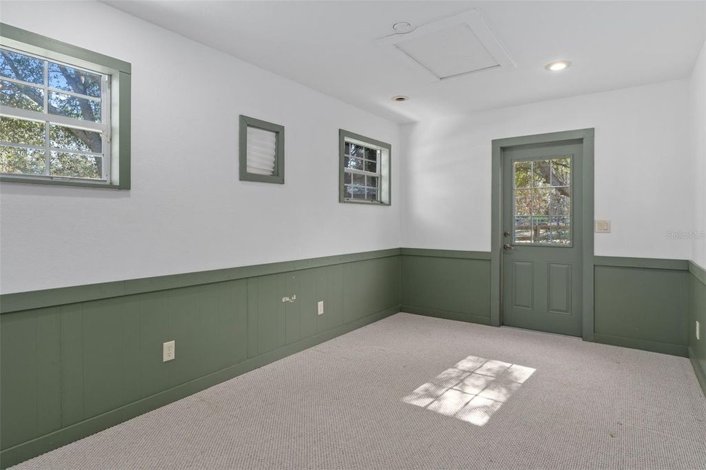 Image 40 of property listing at 4210 W HORSESHOE DRIVE, Beverly Hills, FL 34465