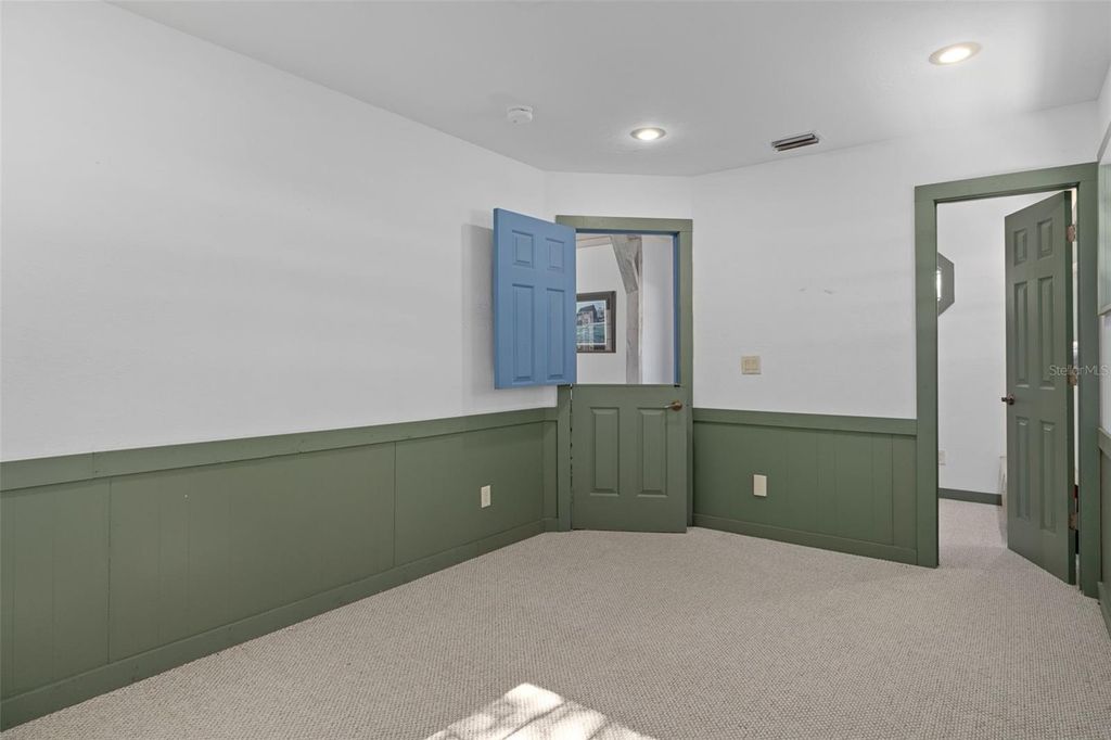 Image 41 of property listing at 4210 W HORSESHOE DRIVE, Beverly Hills, FL 34465