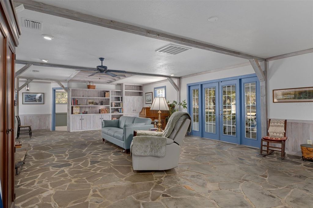 Image 43 of property listing at 4210 W HORSESHOE DRIVE, Beverly Hills, FL 34465