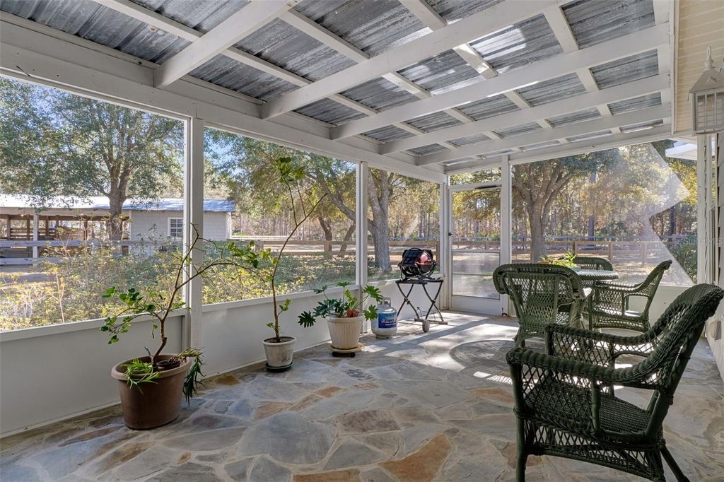 Image 45 of property listing at 4210 W HORSESHOE DRIVE, Beverly Hills, FL 34465