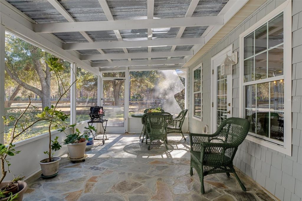 Image 47 of property listing at 4210 W HORSESHOE DRIVE, Beverly Hills, FL 34465