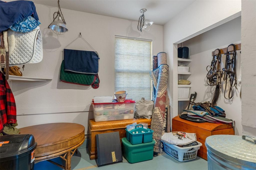 Image 65 of property listing at 4210 W HORSESHOE DRIVE, Beverly Hills, FL 34465