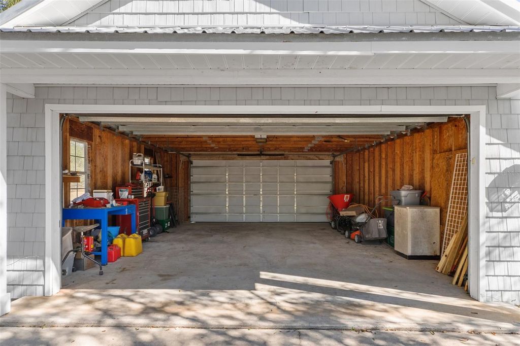 Image 66 of property listing at 4210 W HORSESHOE DRIVE, Beverly Hills, FL 34465