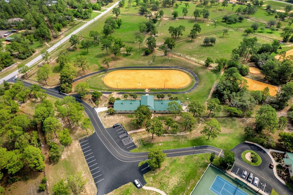 Image 69 of property listing at 4210 W HORSESHOE DRIVE, Beverly Hills, FL 34465