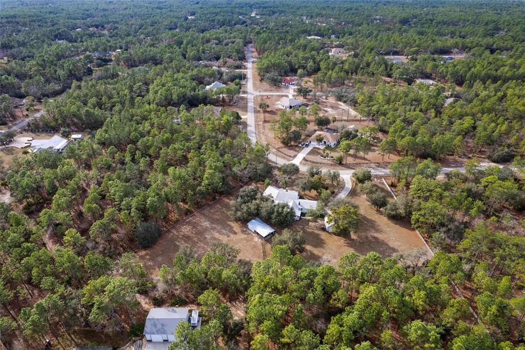 Image 78 of property listing at 4210 W HORSESHOE DRIVE, Beverly Hills, FL 34465