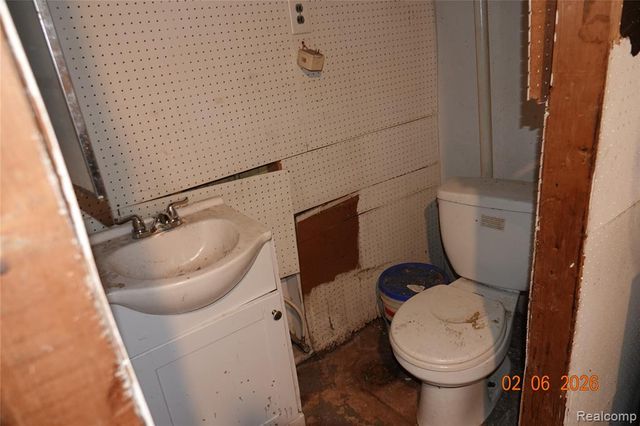 7828 Westwood Street, Detroit, MI 48228