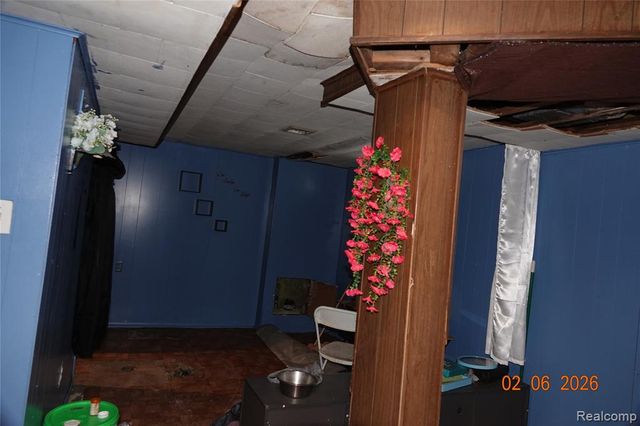 7828 Westwood Street, Detroit, MI 48228