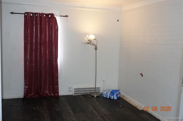 7828 Westwood Street, Detroit, MI 48228